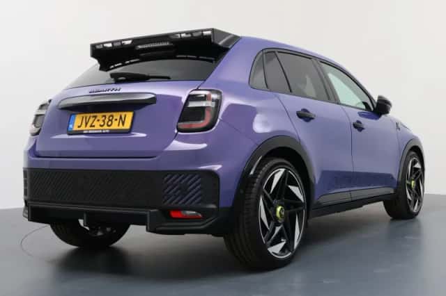 Abarth 600e (2026) thumbnail 2