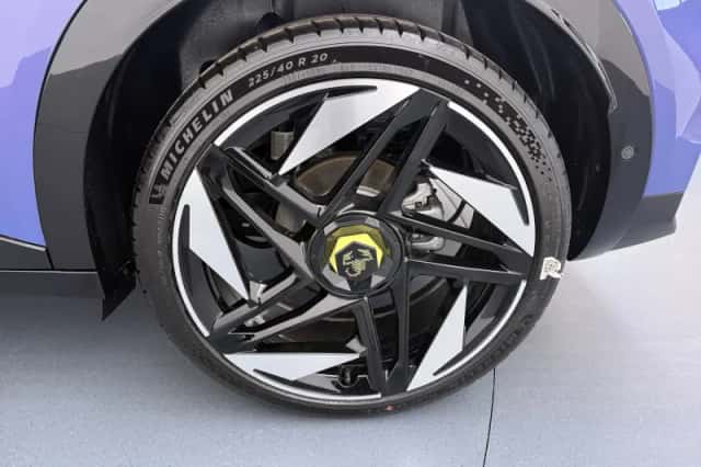 Abarth 600e (2026) thumbnail 4