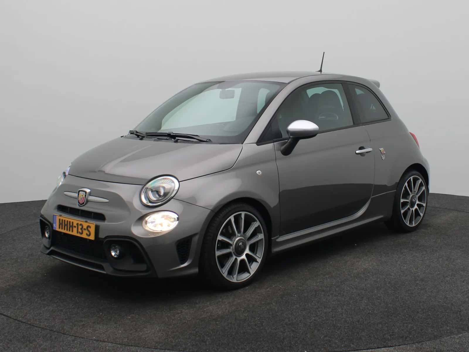 Abarth 595 (2017) — foto 1
