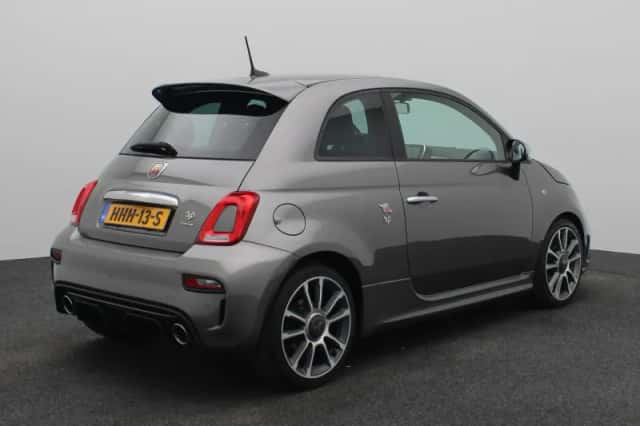 Abarth 595 (2017) thumbnail 2