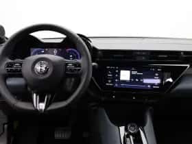 Alfa Romeo Junior (2025) thumbnail 3
