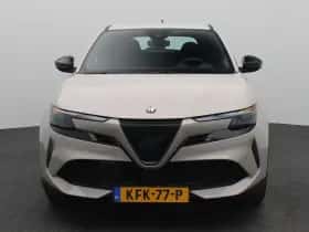 Alfa Romeo Junior (2025) thumbnail 5