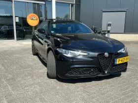 Alfa Romeo Giulia (2022) thumbnail 2
