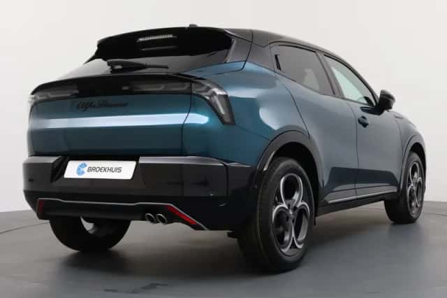 Alfa Romeo Junior (2026) thumbnail 2