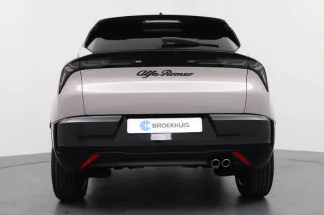 Alfa Romeo Junior (2026) thumbnail 6