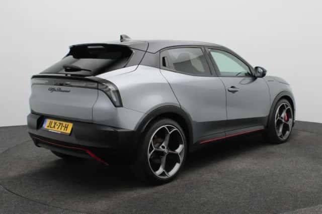 Alfa Romeo Junior (2025) thumbnail 2