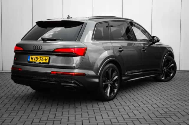 Audi Q7 (2025) thumbnail 2