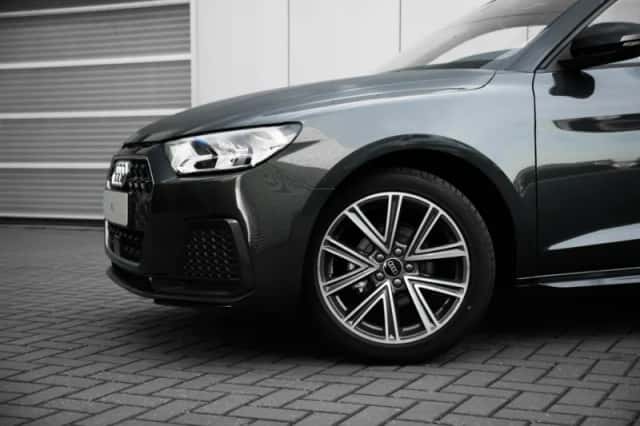 Audi A1 (2025) thumbnail 6