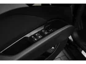 Audi Q4 e-tron (2025) thumbnail 16