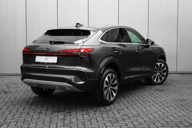 Audi Q3 (2026) thumbnail 2