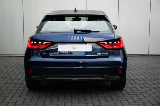 Audi A1 (2025) thumbnail 4