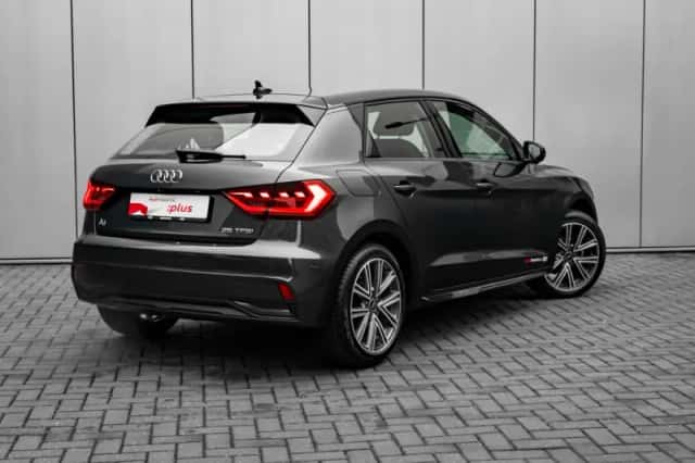Audi A1 (2025) thumbnail 2