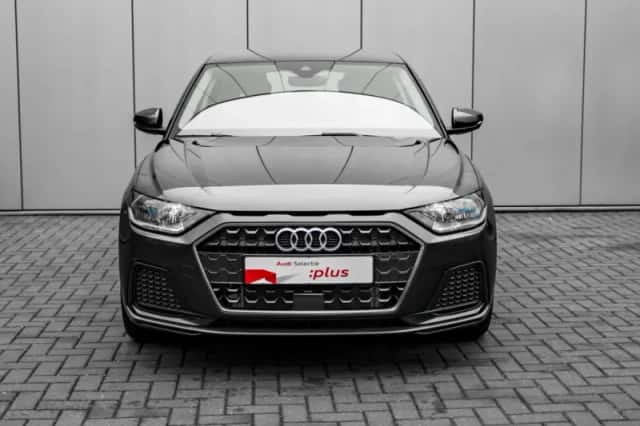 Audi A1 (2025) thumbnail 3