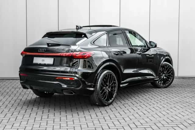 Audi Q5 (2026) thumbnail 2