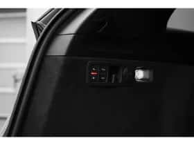 Audi Q7 (2023) thumbnail 16