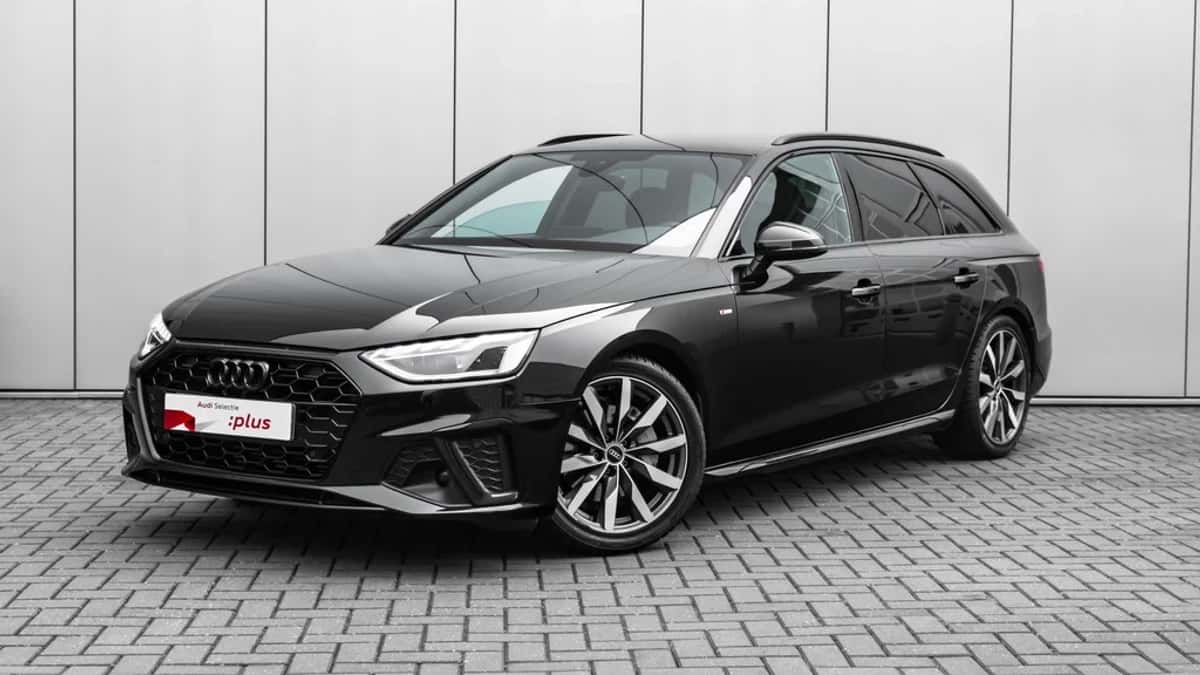 Audi A4 (2022) — foto 1