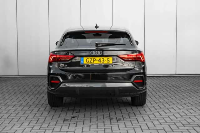Audi Q3 (2025) thumbnail 4