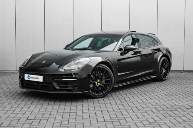 Porsche Panamera (2022) thumbnail 1