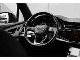Audi Q7 (2021) thumbnail 11