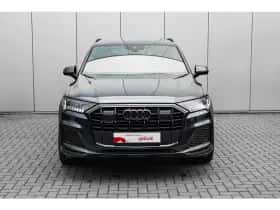 Audi Q7 (2021) thumbnail 3