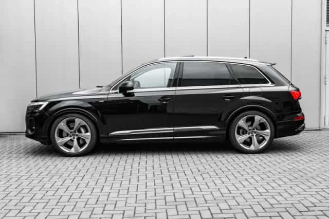 Audi Q7 (2025) thumbnail 5