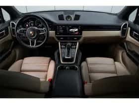 Porsche Cayenne (2023) thumbnail 12