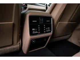 Porsche Cayenne (2023) thumbnail 29