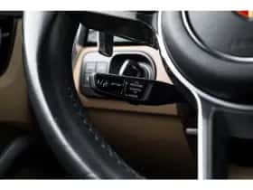 Porsche Cayenne (2023) thumbnail 33