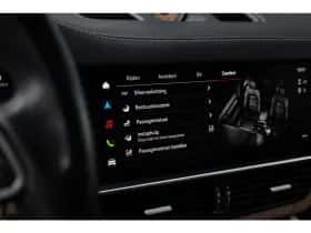 Porsche Cayenne (2023) thumbnail 42