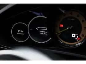 Porsche Cayenne (2023) thumbnail 48