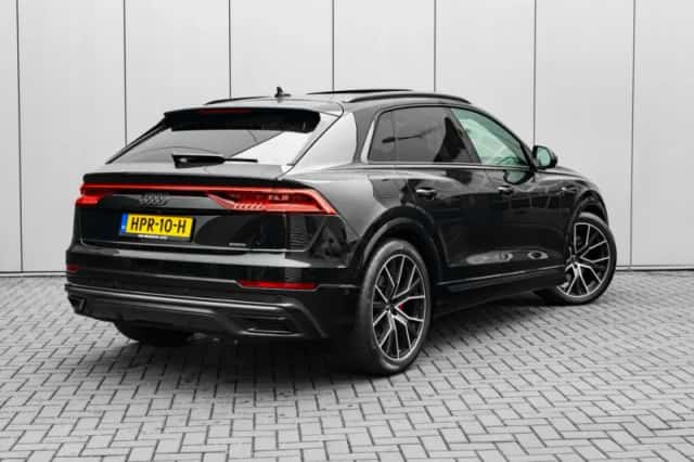 Audi Q8 (2024) thumbnail 2