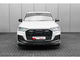 Audi Q7 (2023) thumbnail 3