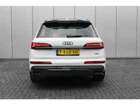 Audi Q7 (2023) thumbnail 4