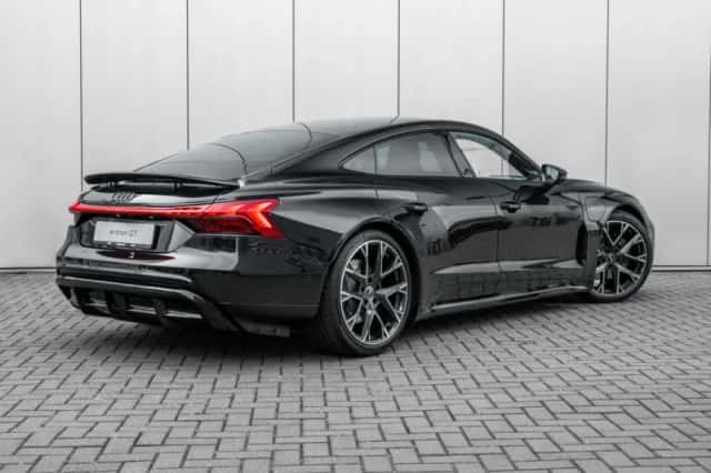 Audi e-tron GT (2026) thumbnail 2