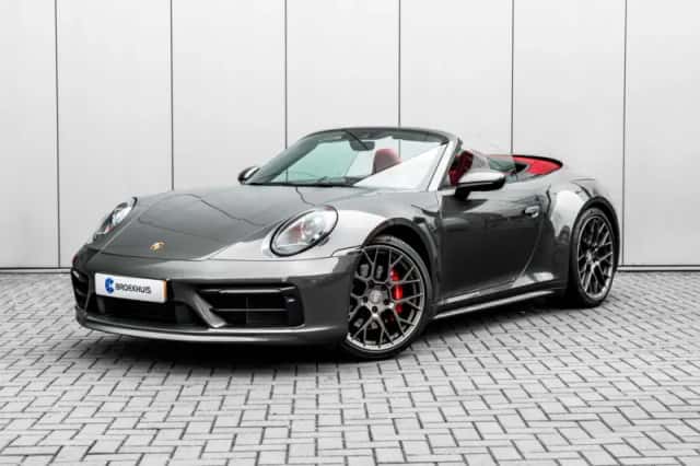 Porsche 911 (2019) thumbnail 1