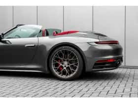 Porsche 911 (2019) thumbnail 8