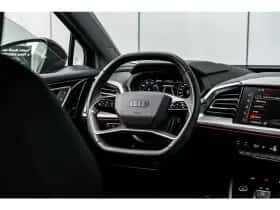 Audi Q4 (2024) thumbnail 11