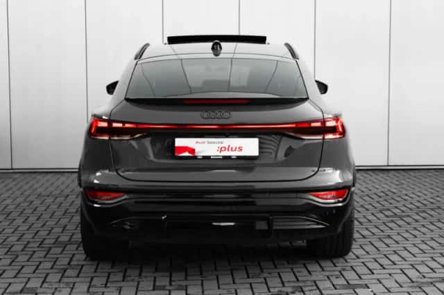 Audi Q6 (2025) thumbnail 4