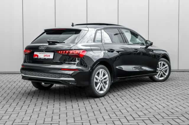 Audi A3 (2025) thumbnail 2