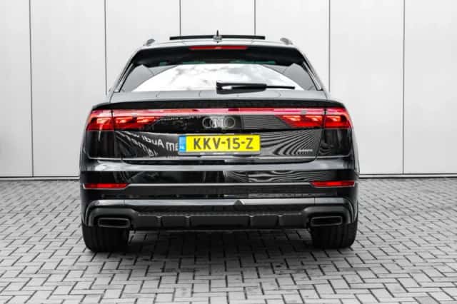 Audi Q8 (2025) thumbnail 4