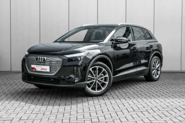 Audi Q4 e-tron (2025) thumbnail 1