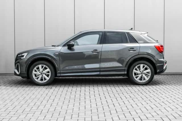 Audi Q2 (2025) thumbnail 5