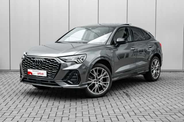 Audi Q3 (2024) thumbnail 1