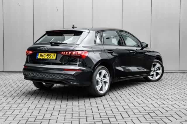 Audi A3 (2025) thumbnail 2