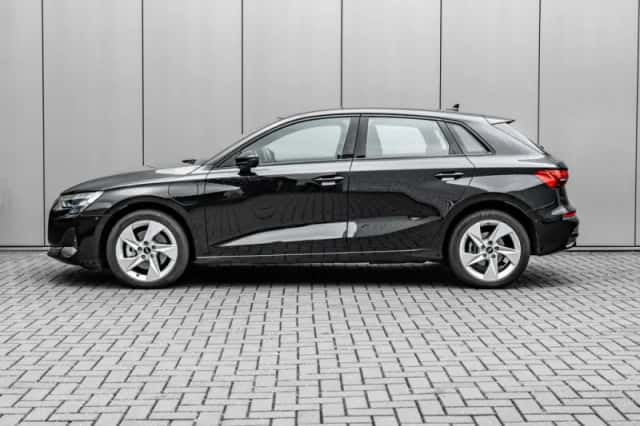 Audi A3 (2025) thumbnail 5