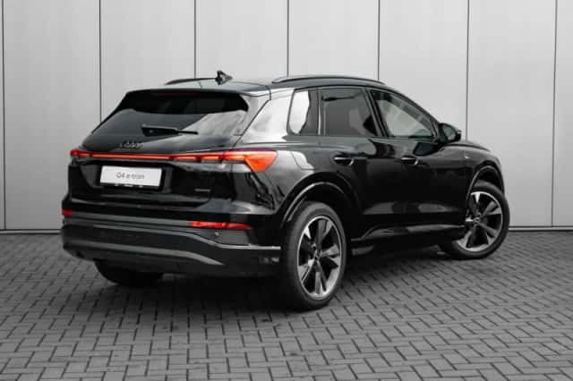 Audi Q4 e-tron (2026) thumbnail 2