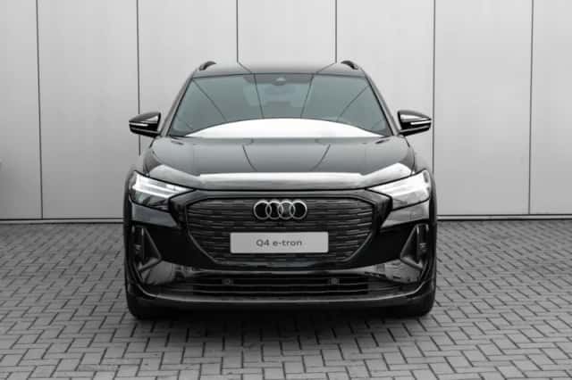 Audi Q4 e-tron (2026) thumbnail 3