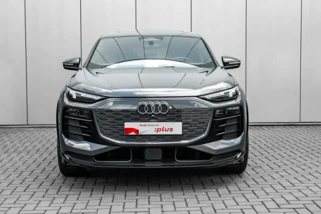 Audi Q6 (2025) thumbnail 3