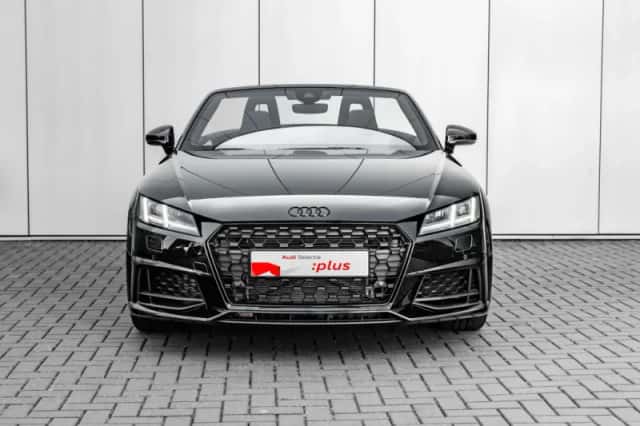Audi TT (2022) thumbnail 3