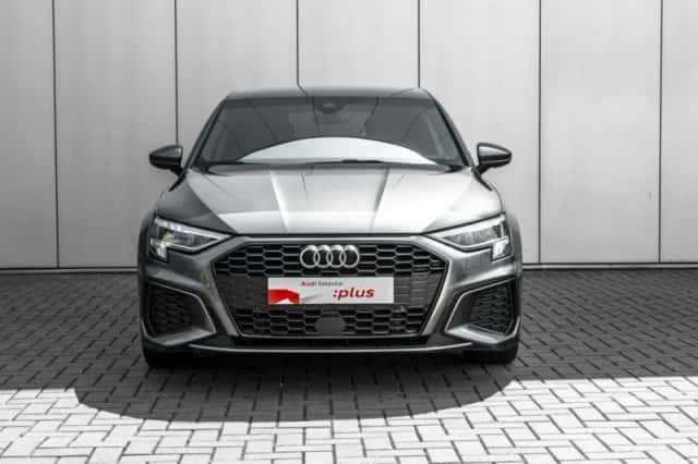 Audi A3 (2022) thumbnail 3